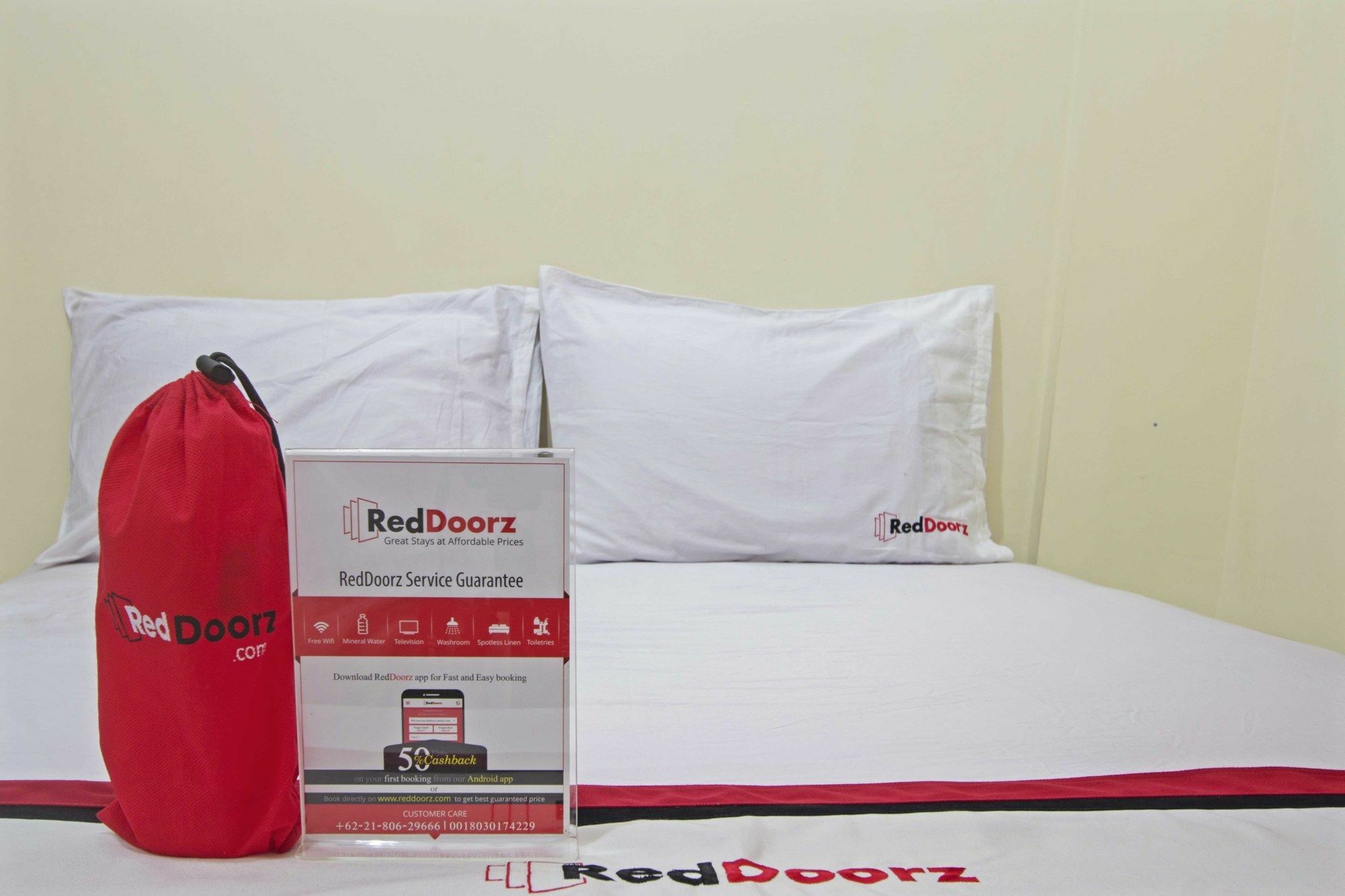 Hotel Reddoorz @ Pogung Baru Kejayan Exterior foto