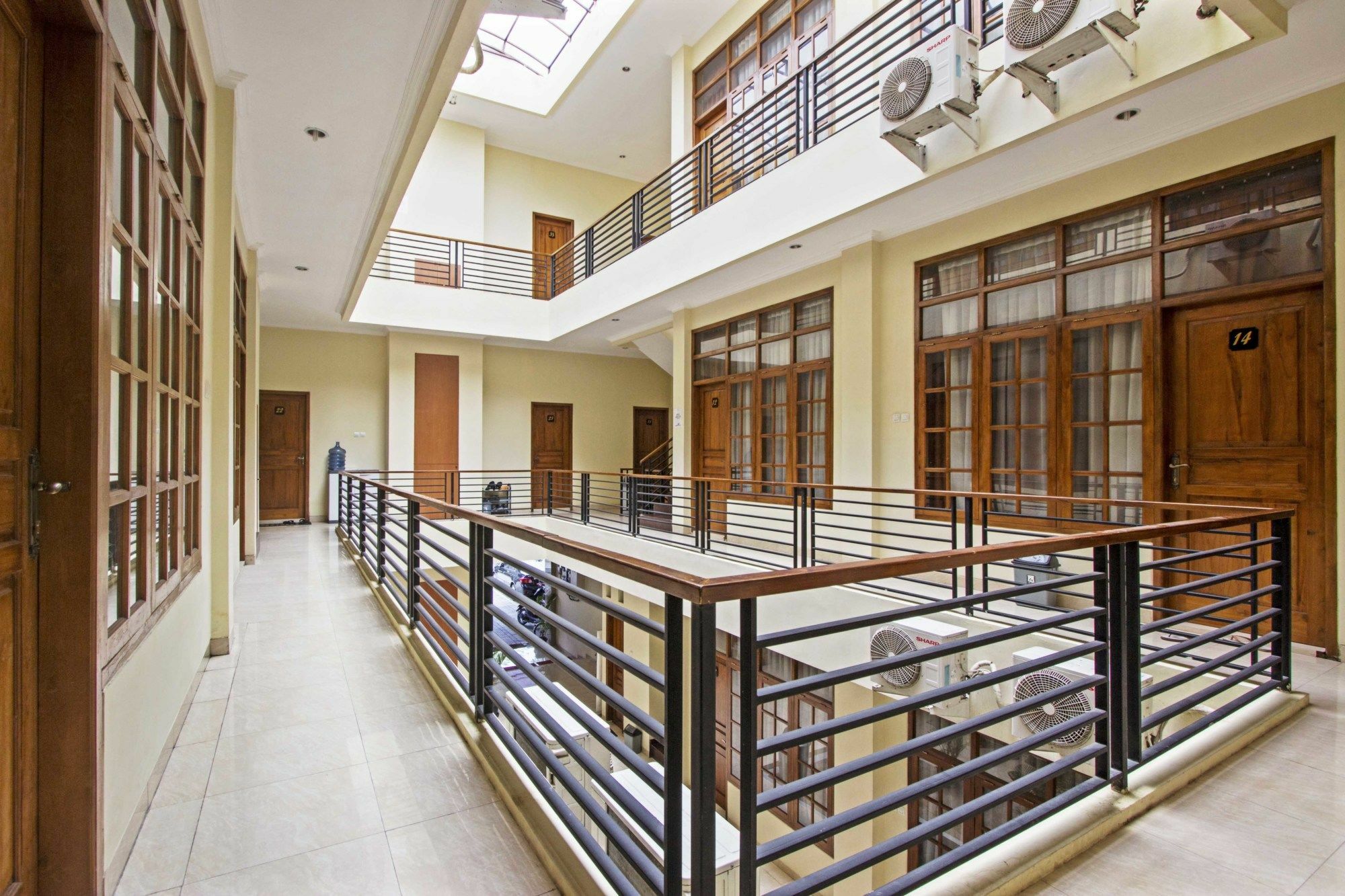 Hotel Reddoorz @ Pogung Baru Kejayan Exterior foto
